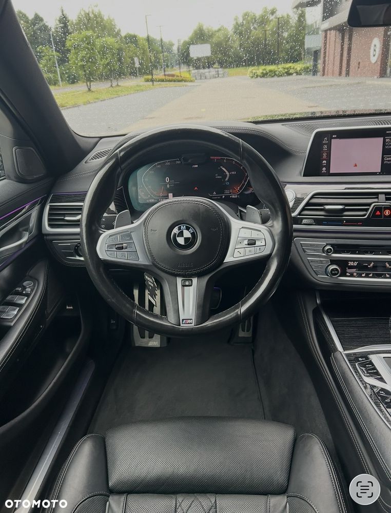 BMW Seria 7 - 16