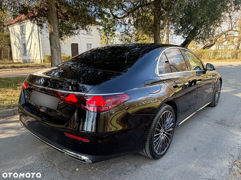Mercedes-Benz Klasa E 220 d mHEV 4-Matic Exclusive 9G-Tronic - 6