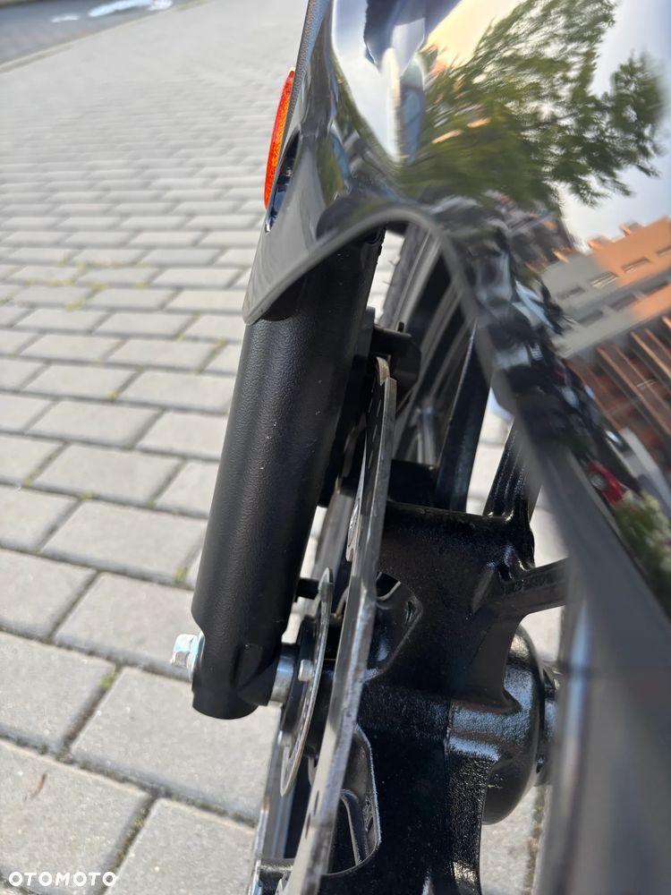 Suzuki GSX - 31