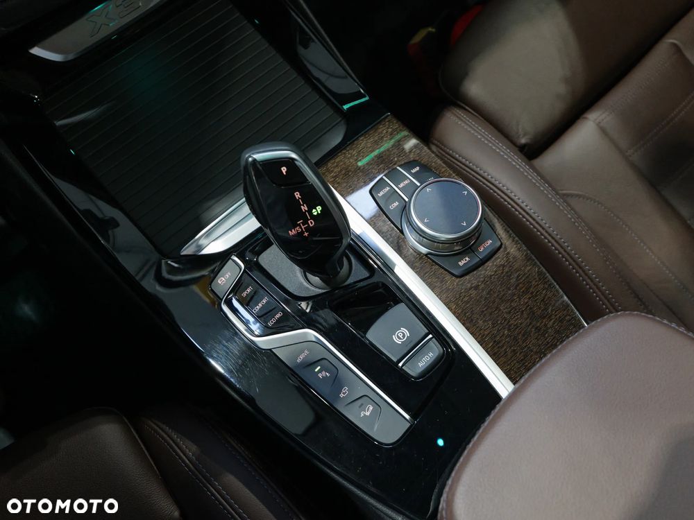 BMW X3 xDrive30e Luxury Line sport - 34