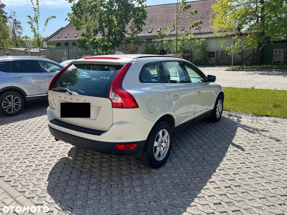 Volvo XC 60 D3 Momentum - 5