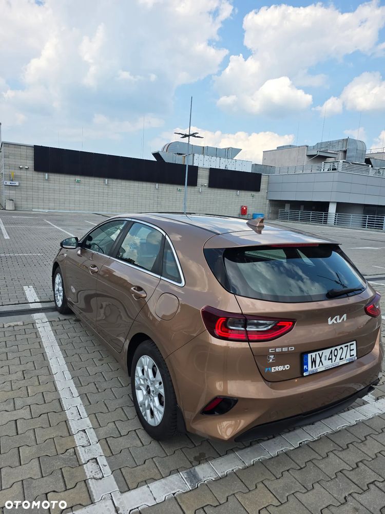 Kia Ceed 1.5 T-GDI M - 6