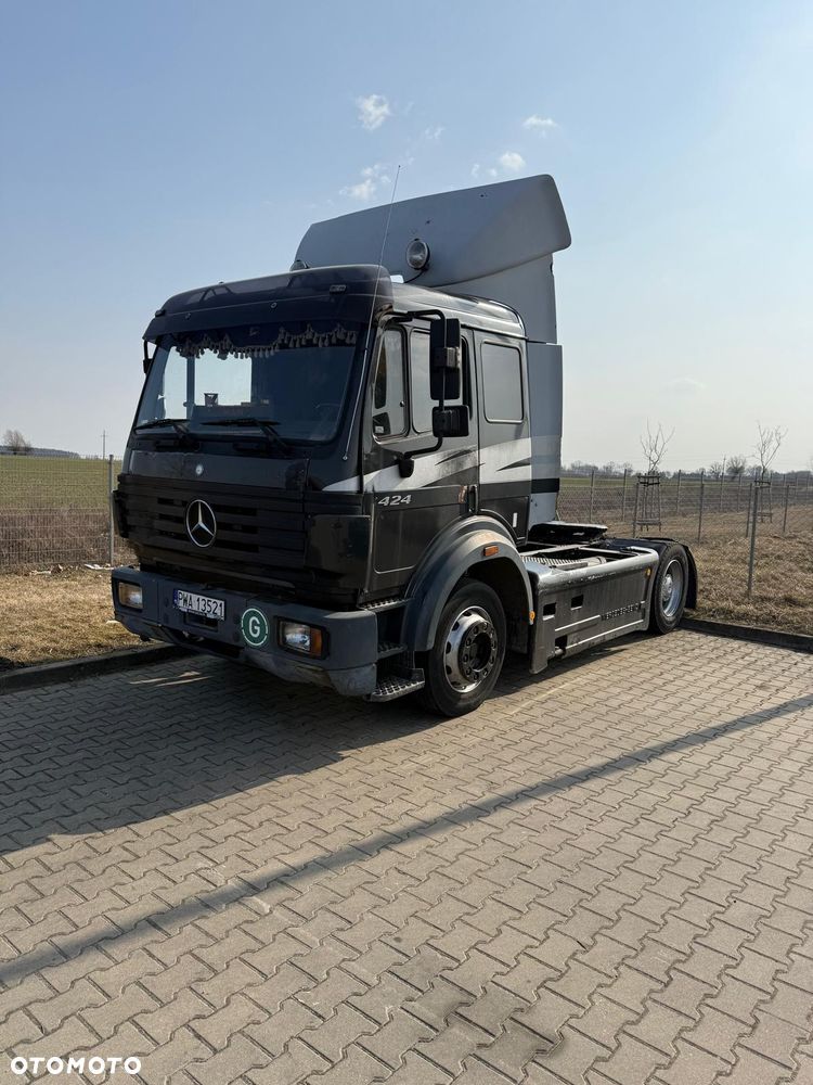 Mercedes-Benz 1424 LS - 1