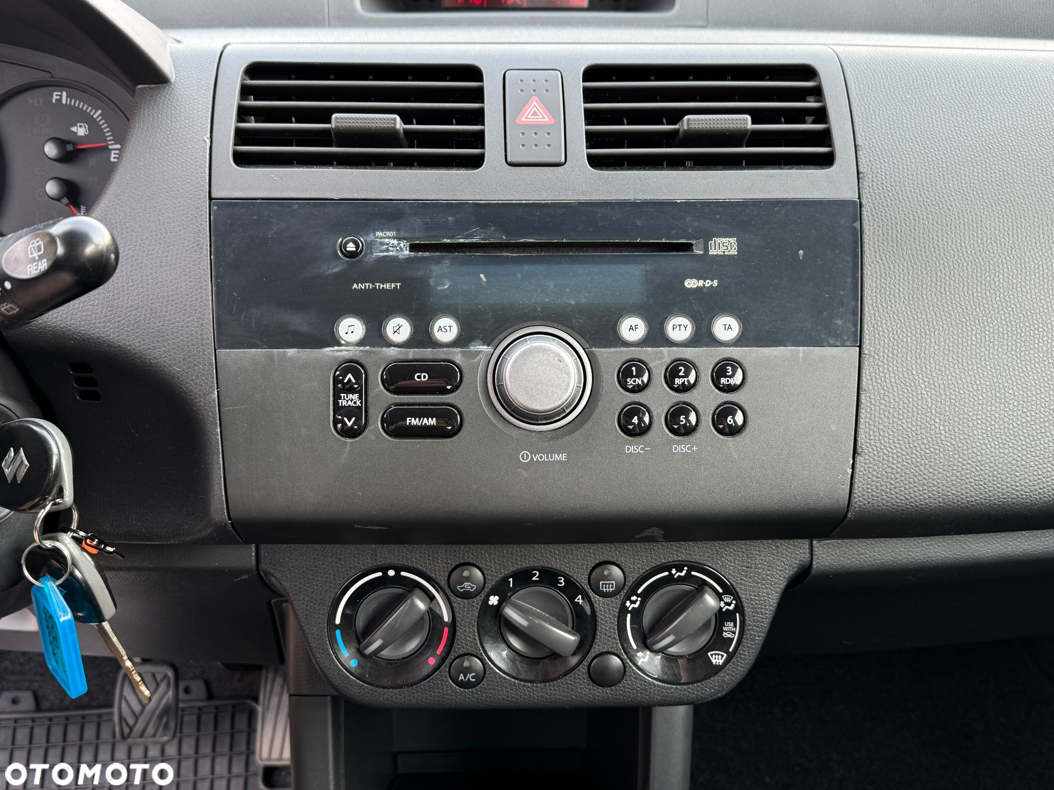 Suzuki Swift 1.3 Comfort - 11