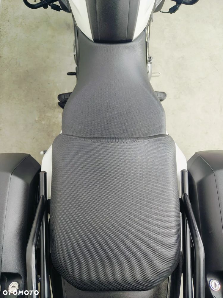 Benelli TRK 502 - 13