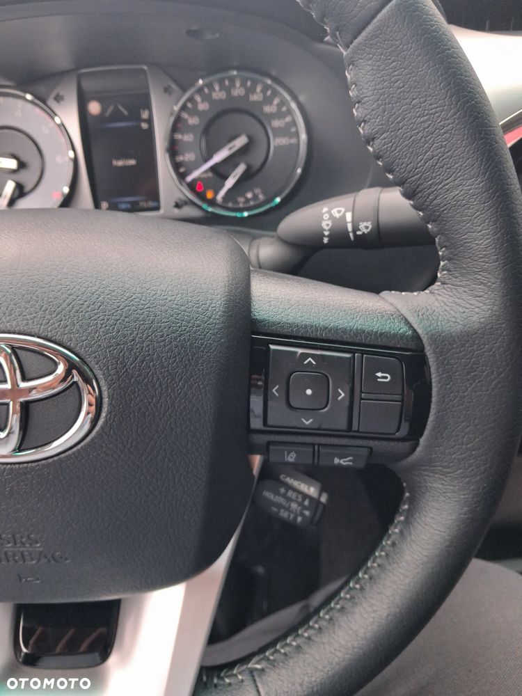 Toyota Hilux 2.8 D-4D mHEV Double Cab Active 4x4 - 13