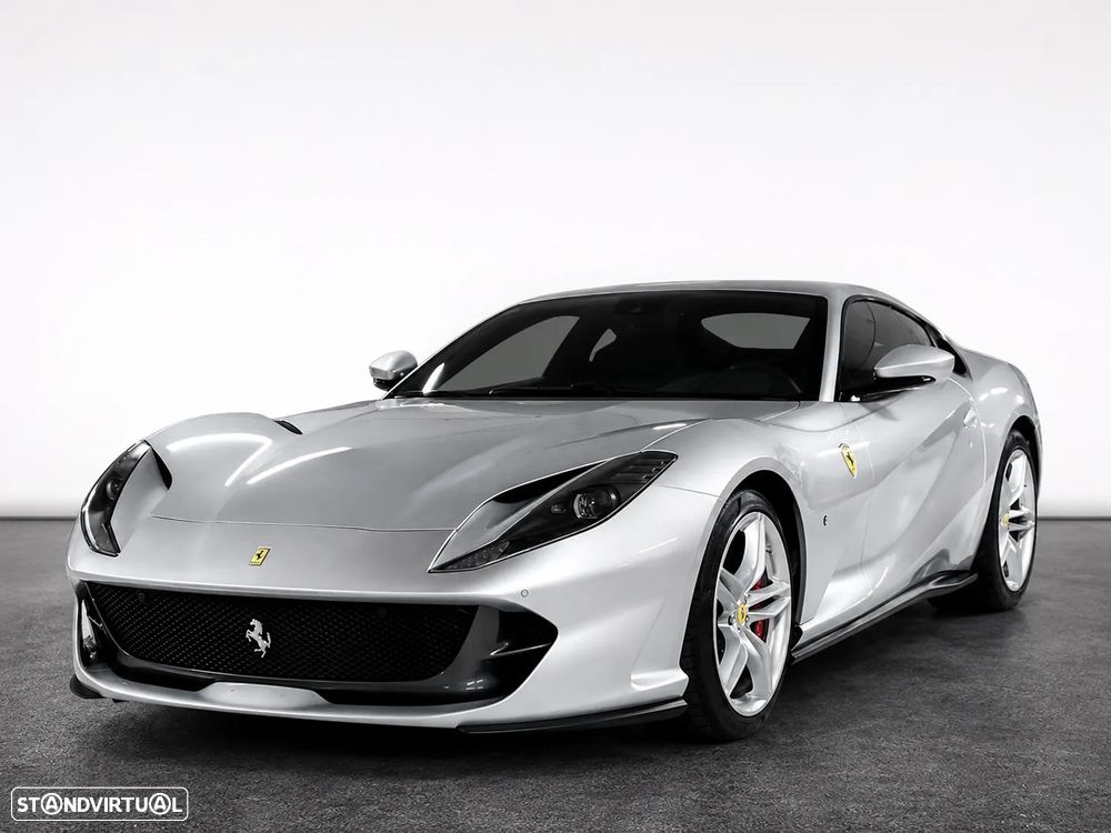Ferrari 812 Superfast 6.5 V12 - 1