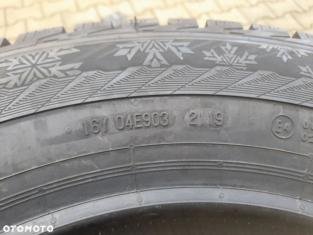 Opony zimowe Continental VanContact Ice 205/70 17C 113R M+S - 6