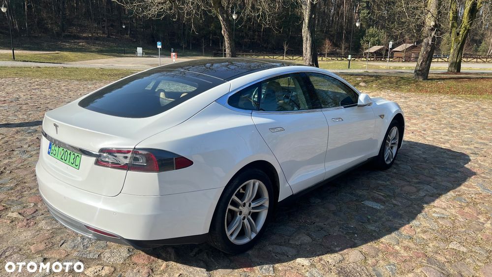 Tesla Model S 60 - 8