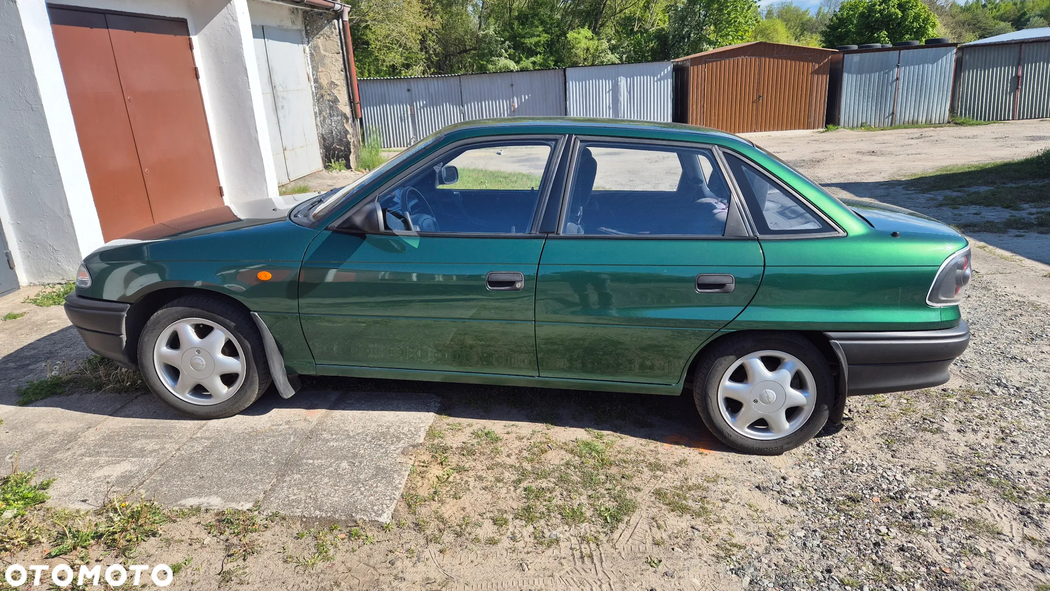Opel Astra 1.4 Base - 2