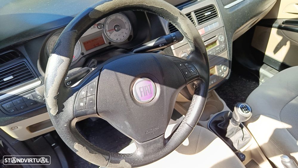 Fiat Linea 1.3 M-Jet Emotion - 10