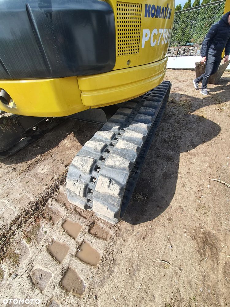 Komatsu pc75uu - 6