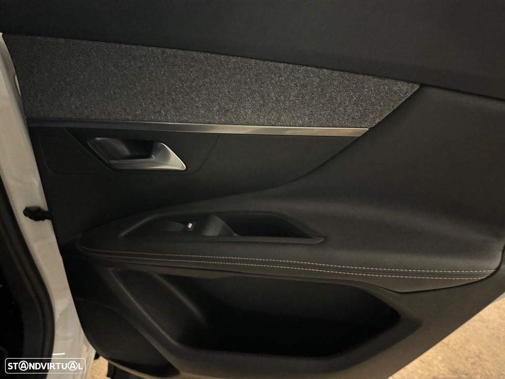 Peugeot 3008 1.2 PureTech GT Line EAT6 - 22
