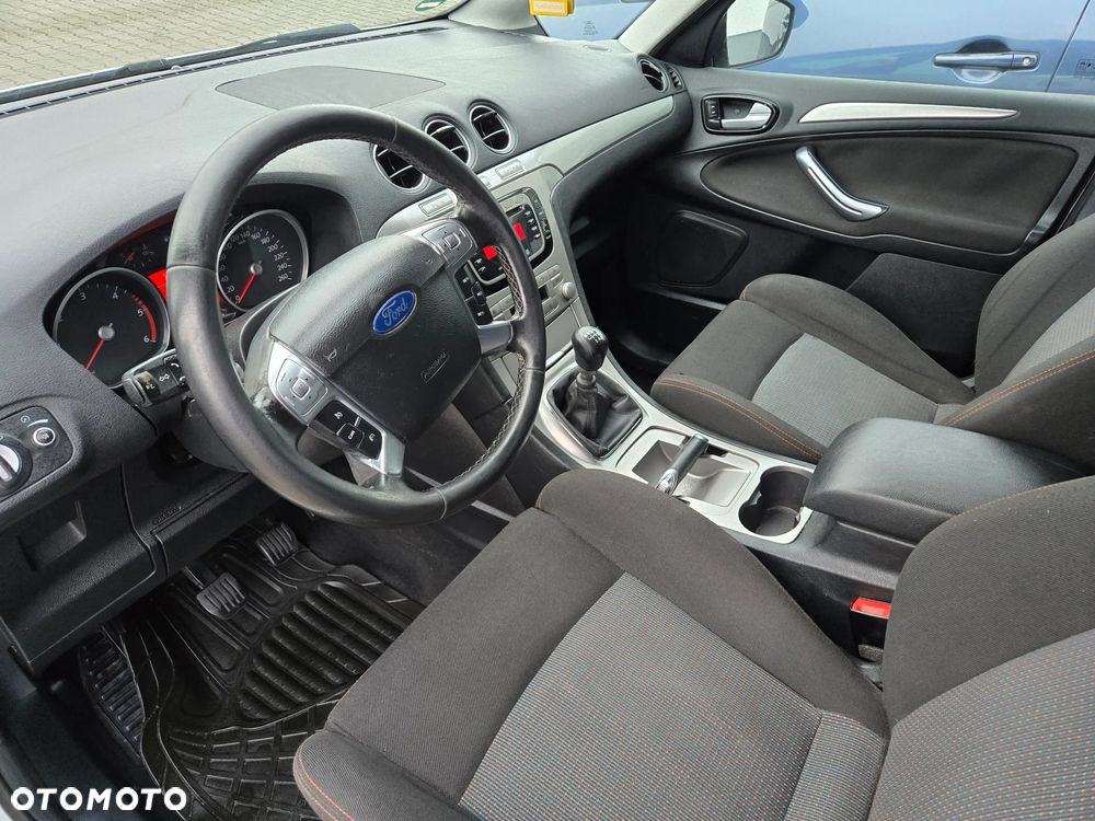 Ford S-Max 2.0 TDCi Trend - 16