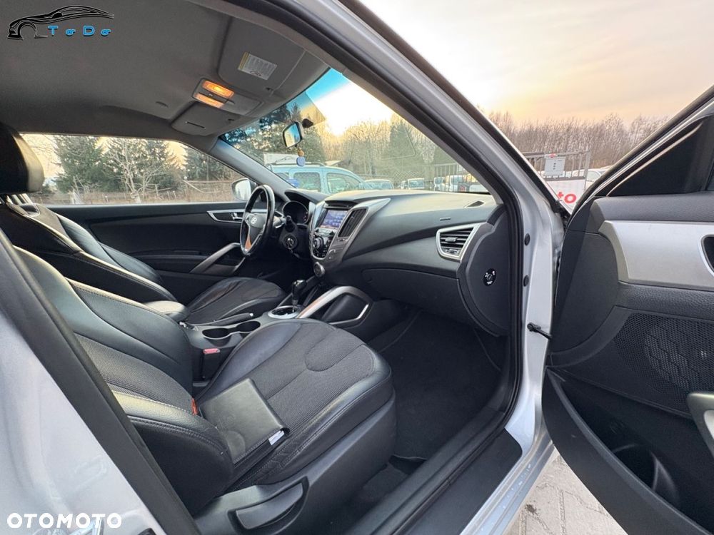 Hyundai Veloster 1.6 DCT Premium - 14
