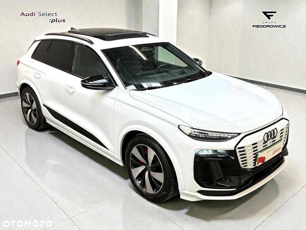 Audi Q6 e-tron - 16