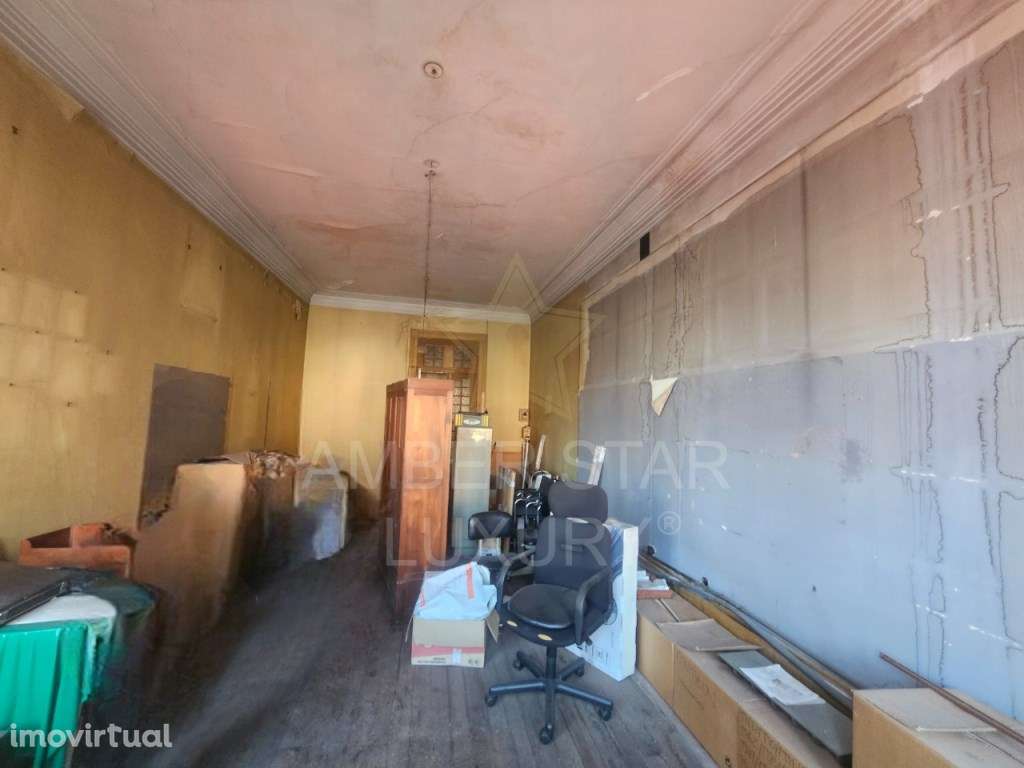 Edifício para Reabilitação na Batalha | PIP Aprovado | Rendimento G... - Grande imagem: 4/48