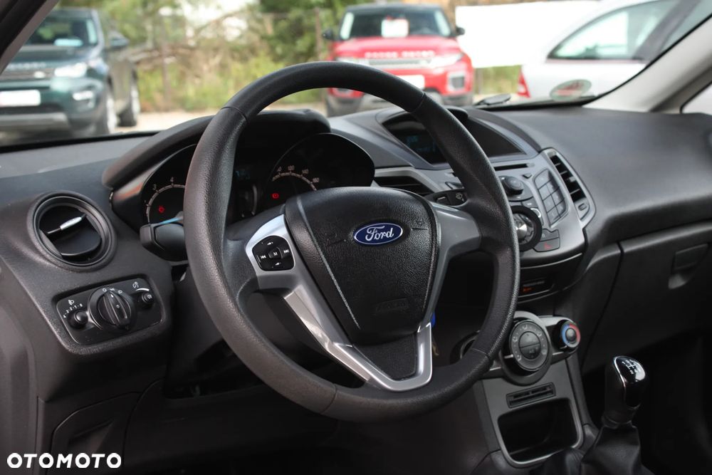 Ford Fiesta 1.25 Trend Edition - 7
