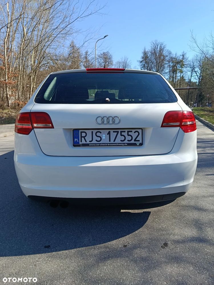 Audi A3 Sportback - 11