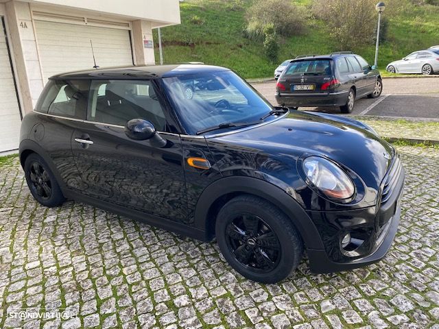 MINI 3 Portas One D - 3