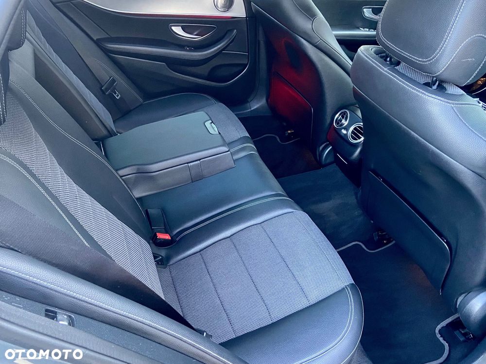 Mercedes-Benz Klasa E 220 d 9G-TRONIC AMG Line - 18