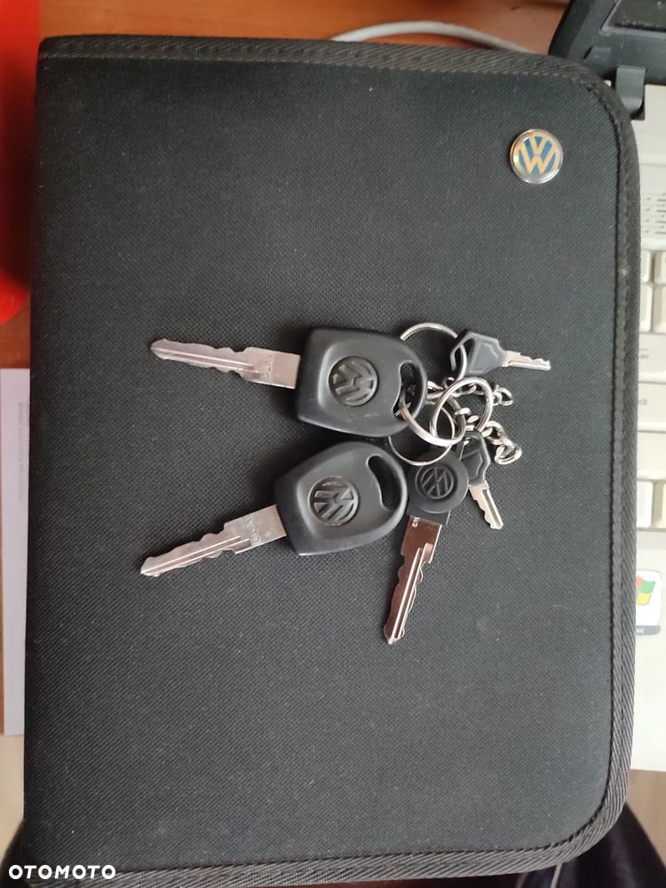 Volkswagen Transporter - 30