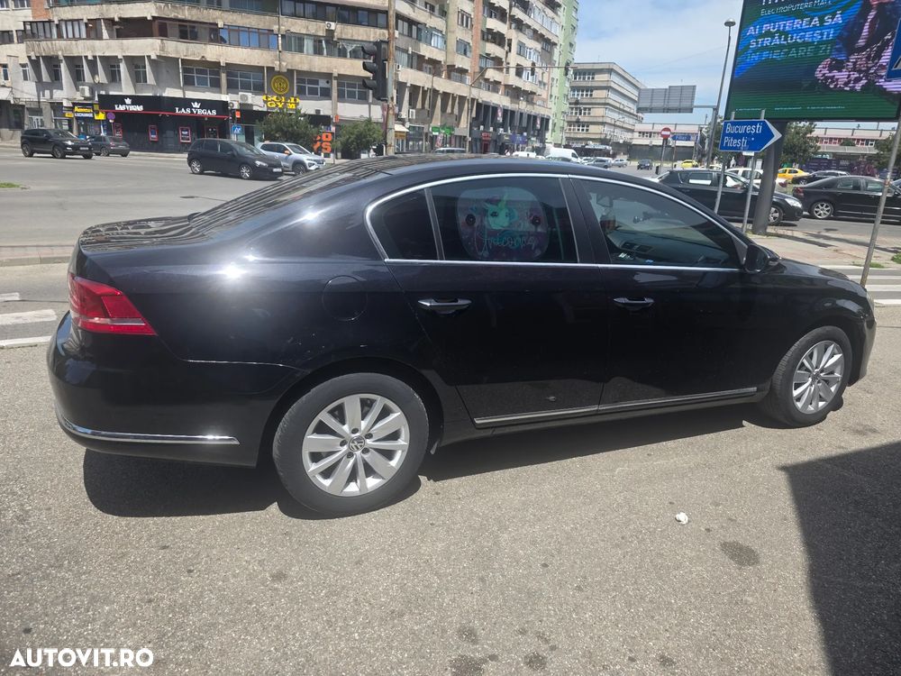 Volkswagen Passat 1.6 TDI BlueMotion Technology Comfortline - 4
