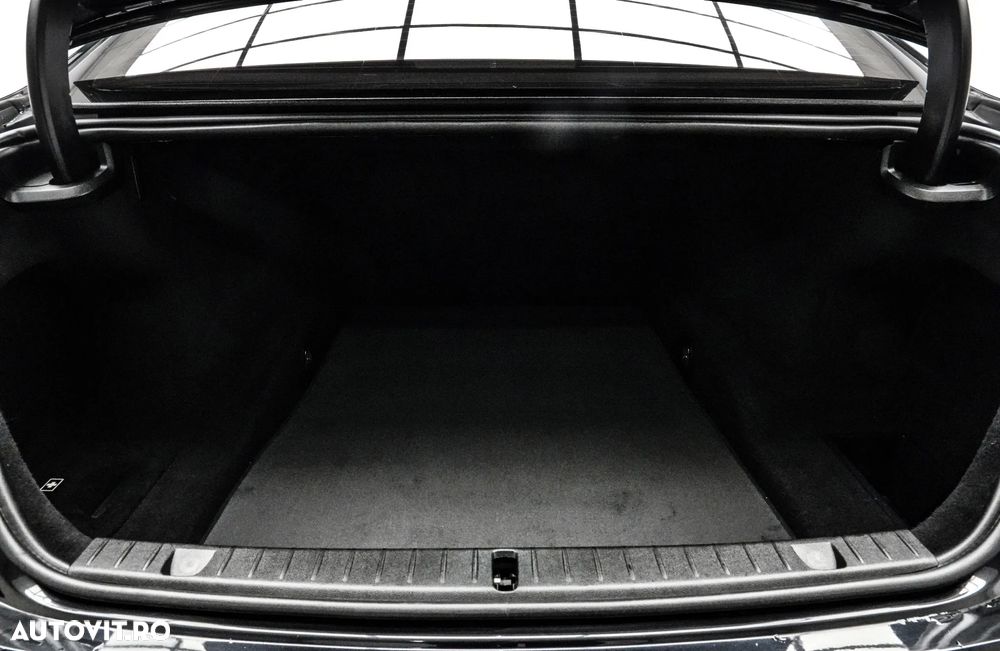 BMW Seria 7 730d Aut. - 25