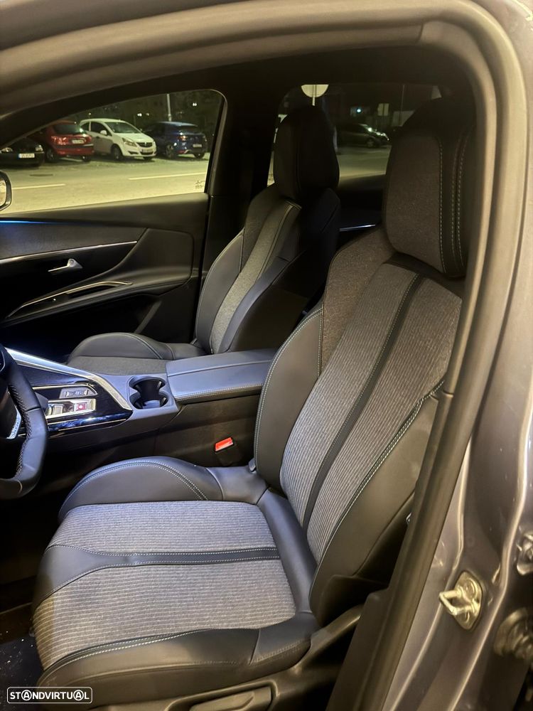 Peugeot 3008 225 e-EAT8 Allure - 3