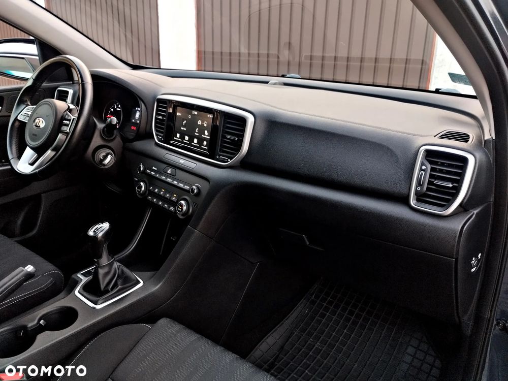 Kia Sportage - 16