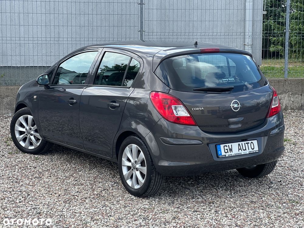 Opel Corsa 1.4 16V EcoFLEX Start-Stop Innovation - 10