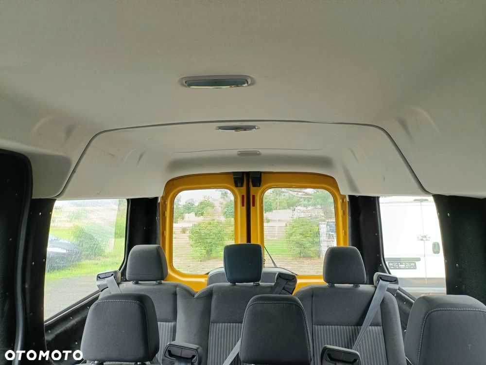 Ford Transit - 12