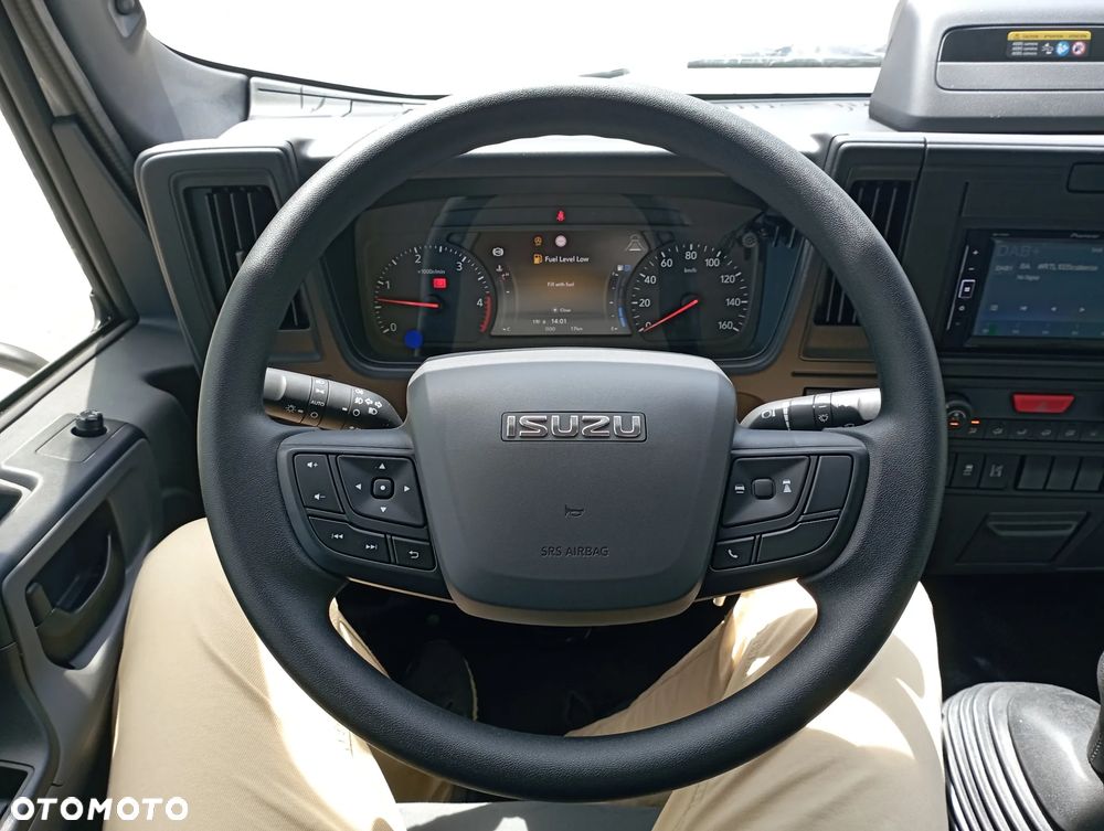 Isuzu M27H 3,0 TURBO Next Generation - 17