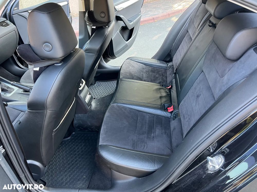 Skoda Octavia 2.0 TDI ELEGANCE DSG - 15