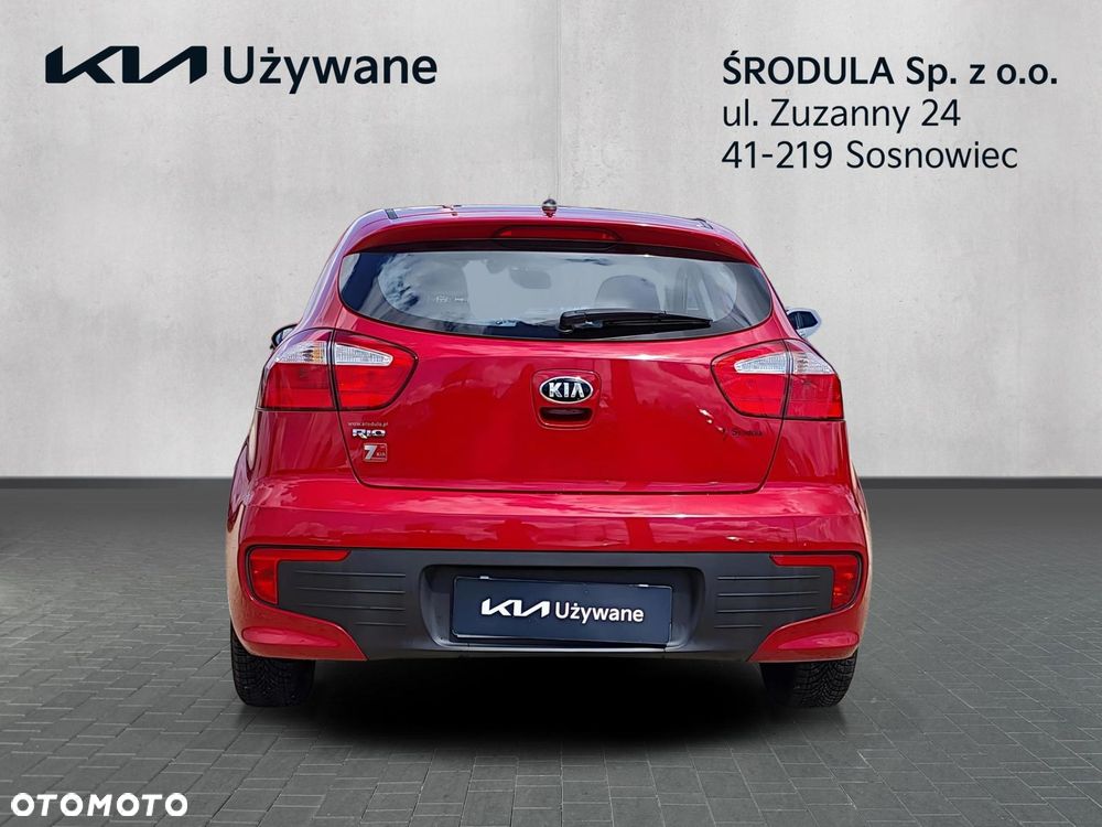 Kia Rio - 4