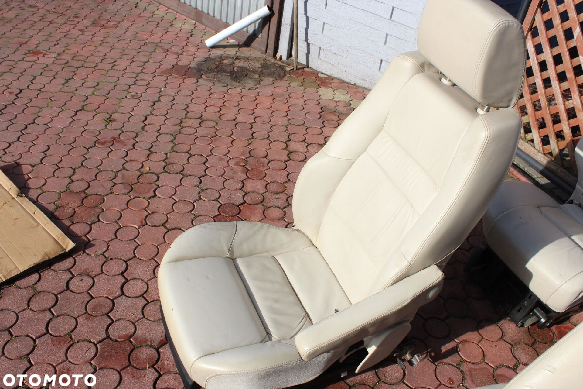 Fotele Land Rover Sport L320 - 8