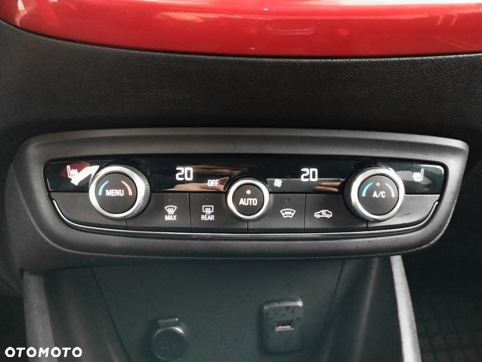 Opel Crossland - 12