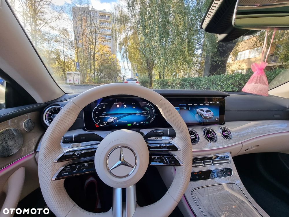 Mercedes-Benz Klasa E - 14
