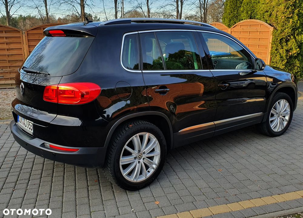 Volkswagen Tiguan - 11