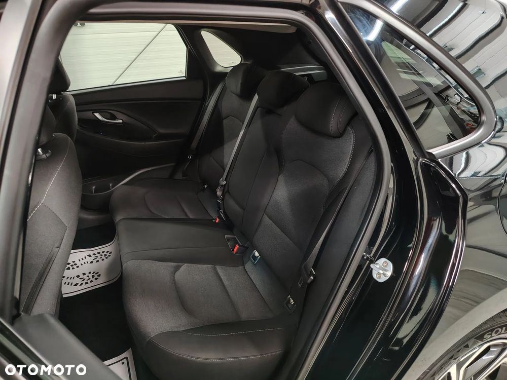 Hyundai i30 1.5 DPI Modern - 24