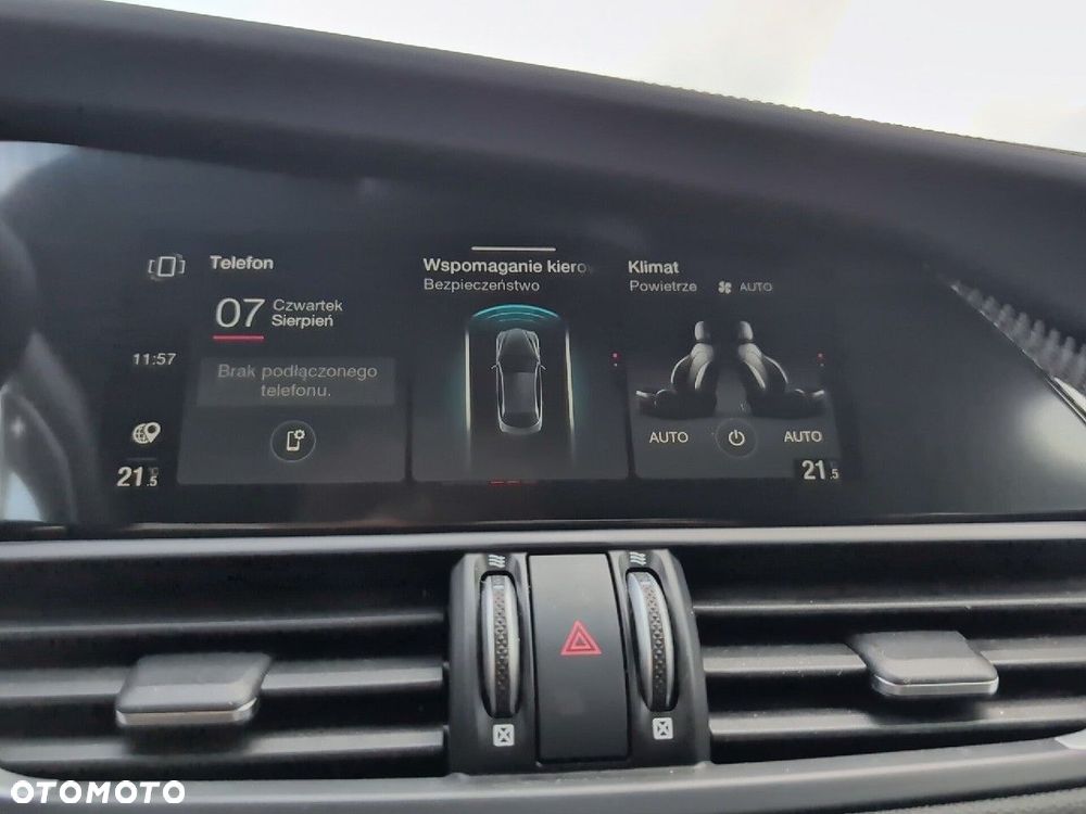 Alfa Romeo Giulia 2.9 Bi Turbo V6 Quadrifoglio - 23