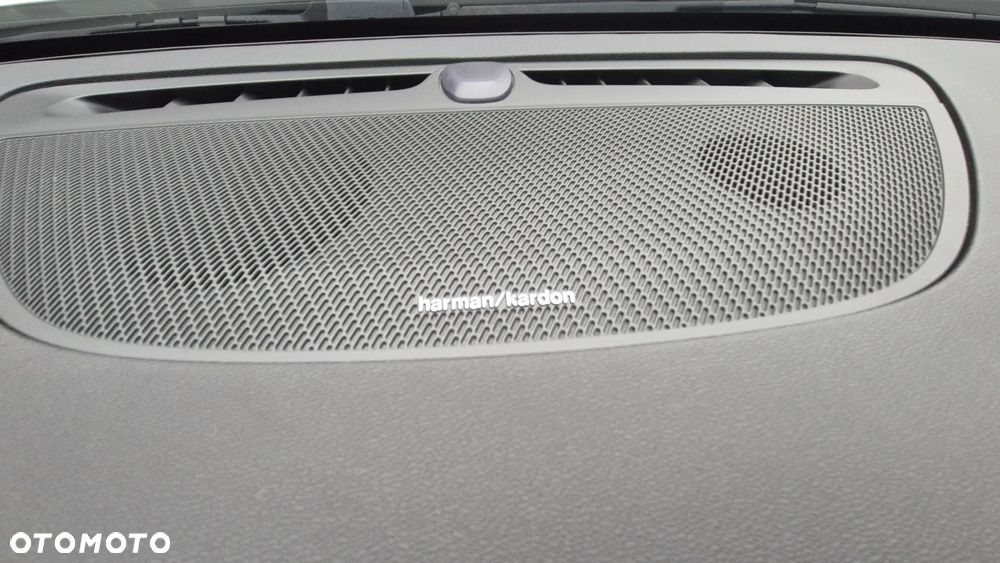 Volvo S60 B4 B R-Design - 22