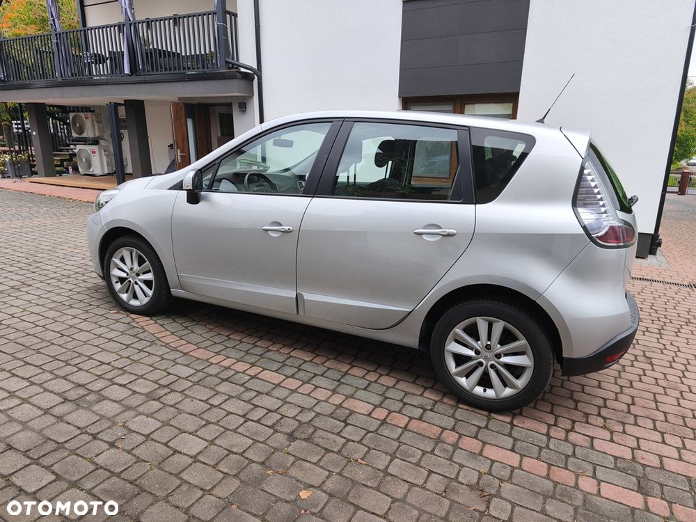 Renault Scenic 1.6 16V 110 Authentique - 15