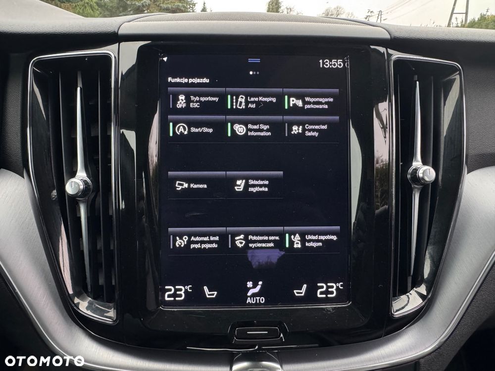 Volvo XC 60 D3 Momentum Pro - 30