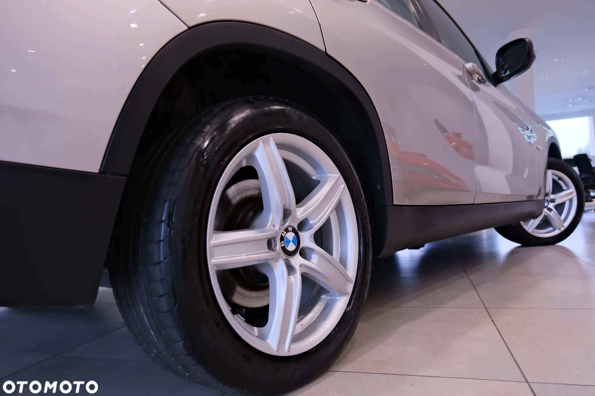 BMW X1 sDrive18i - 19