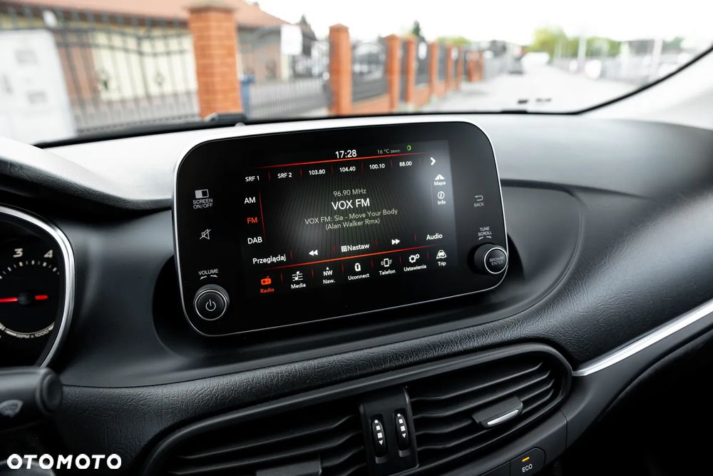 Fiat Tipo 1.6 MultiJet DCT Business Line - 31