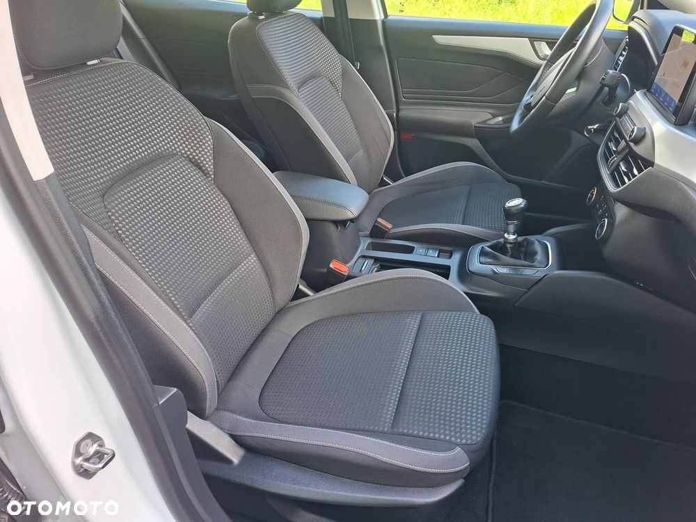 Ford Focus - 13