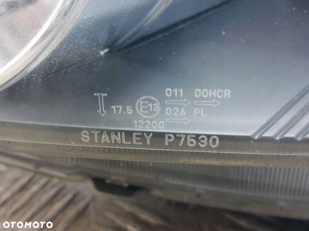 LAMPA LEWY PRZÓD HONDA ACCORD VIII STANLEY UK - 7