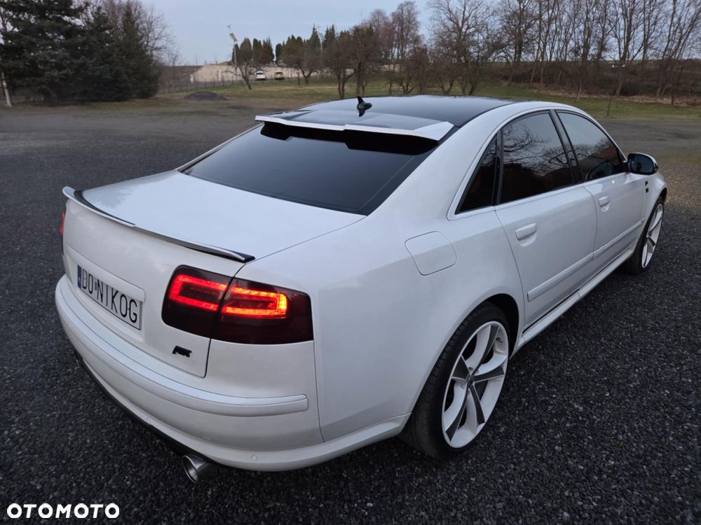 Audi A8 4.2 Quattro - 17
