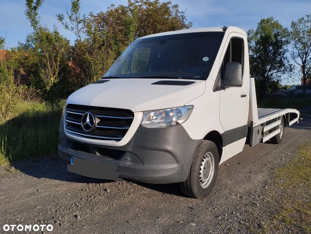 Mercedes-Benz Sprinter - 9